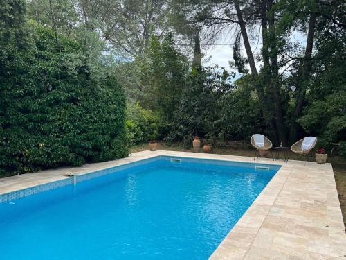 Family House in Provence with Pool and Garden
