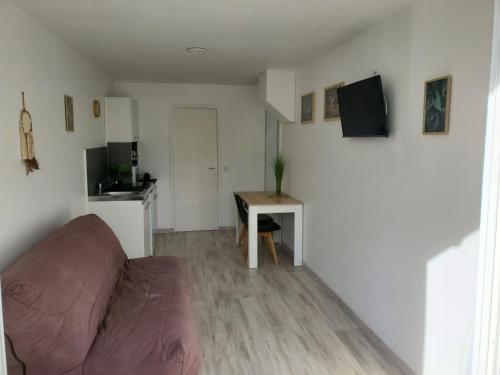 Photo de la galerie de l'établissement Studio au calme et à 35 min de Paris, à Forges-les-Bains