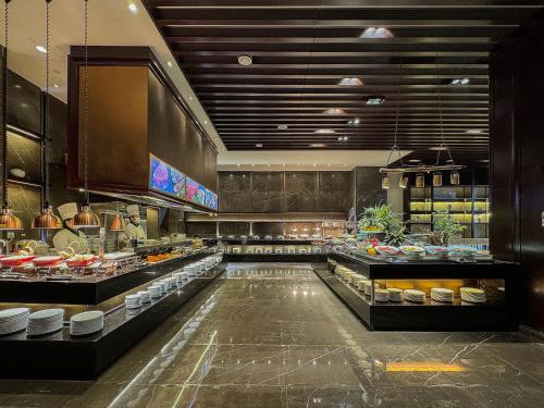 Φαγητό σε αυτό το ξενοδοχείο ή κάπου εκεί κοντά