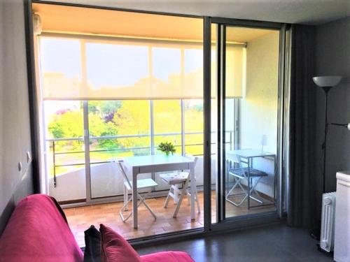 Bel Appartement 1 Chambre à La Grande-Motte avec Loggia et Parking, Proche Plage et Centre - FR-1-790-25