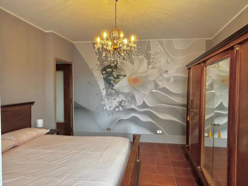 Postel nebo postele na pokoji v ubytování La casa della corte - MonferratoHome