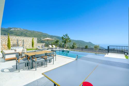 Saturn 4 - PLANET LUXURY VILLAS