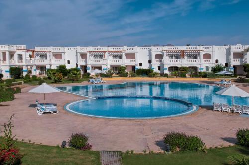 Bassein majutusasutuses Continental Plaza Beach Resort või selle lähedal