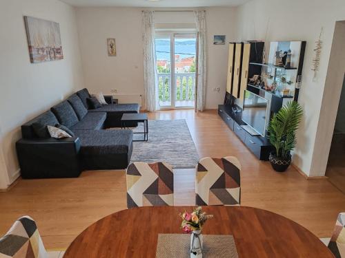 Seaview Relax Apartment, Kastel Gomilica