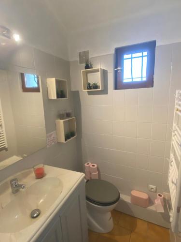 Photo de la galerie de l'établissement Gîte 1000 couleurs, à Marchais-Beton