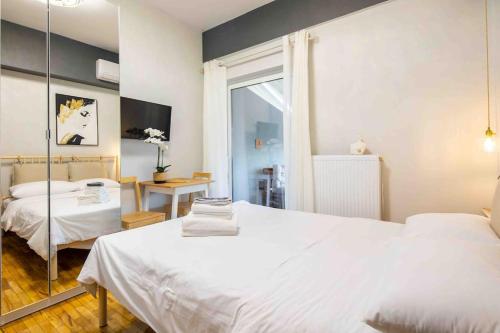 Elegant studio next to Acropolis 2