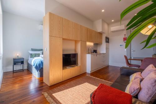 HM - Oporto Studio Pool Oasis