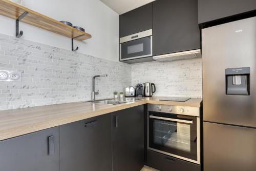 Modern & Pleasant Flat in the Heart of the 15th