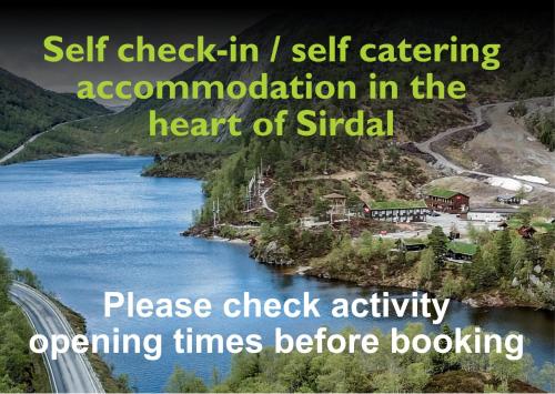 Vous bénéficierez d'une vue sur la rivière et d'un enregistrement automatique. dans l'établissement Sirdal fjellpark, à Tjørhom