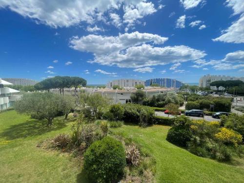 Appartement T2 Cabine à La Grande-Motte, Proche Plage et Commerces, Parking Privé - FR-1-328-224