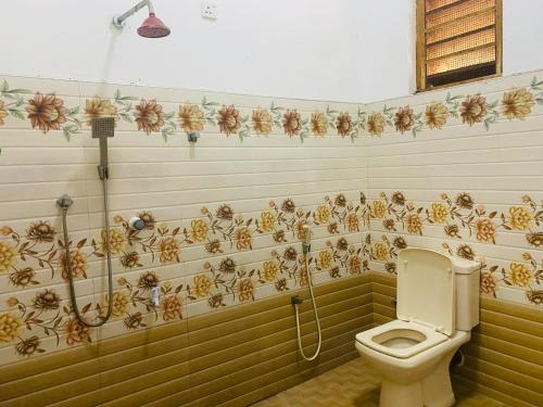 Koupelna v ubytování Akshi Villa