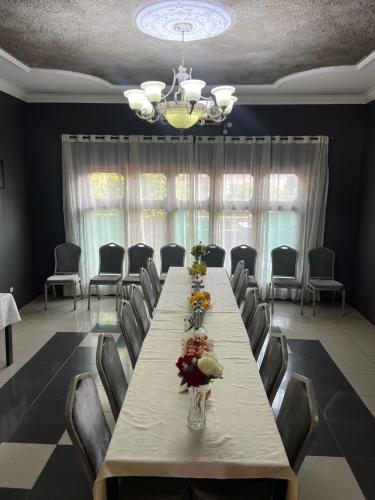 Gallery image of TR GUEST HOUSE in Matola