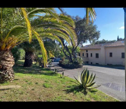 Location dans résidence calme, proche mer