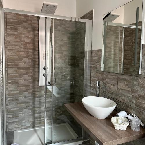 Un baño de Grenada Home