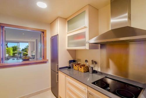 Spacious 3BR Apartment in New Golden Mile, Ideal for Families & Long Stays