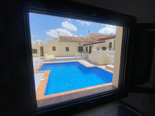 Πισίνα στο ή κοντά στο The Courtyard Studio Apartments