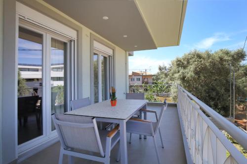 AquaVibe House B'