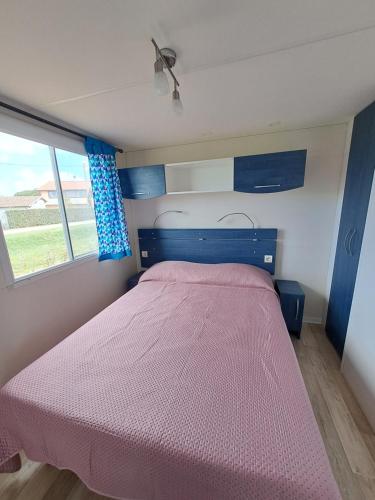 Ένα ή περισσότερα κρεβάτια σε δωμάτιο στο Agriturismo Alturetta