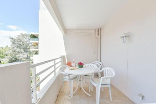 PALM ROYAL - Apt for 4 with balcony - 5 minutes from the beach