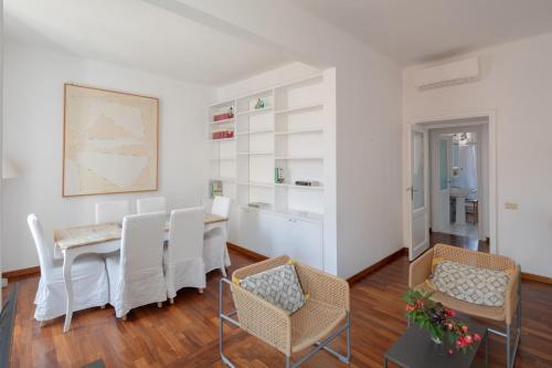 Spacious Bright Apartment Next to the Vatican - Large Elevator!