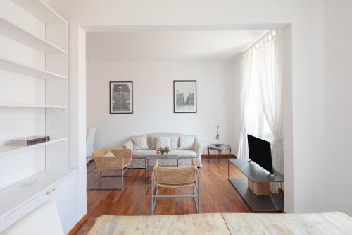 Spacious Bright Apartment Next to the Vatican - Large Elevator!