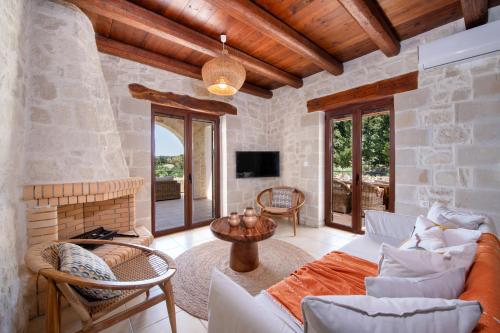 Televisyen dan/atau pusat hiburan di Villa The Pines