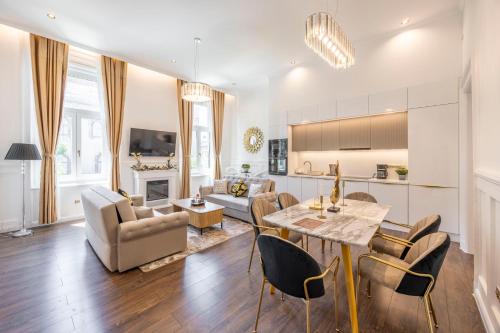 High-end Luxurious Quentin Residence in the Heart of Budapest