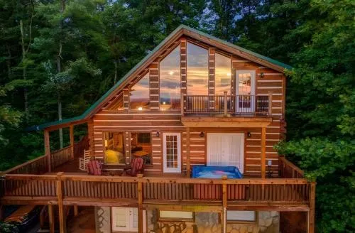 Incredible Views | Hot Tub | Close to Everything! photo 1