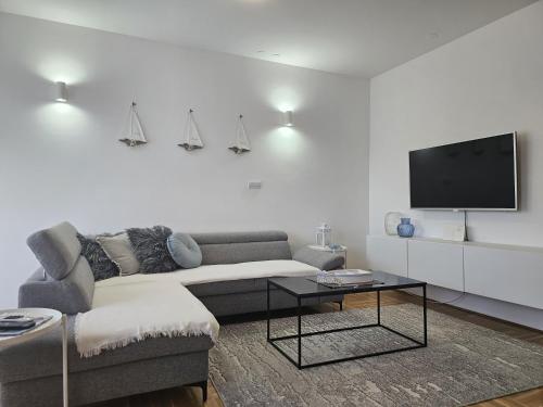 TV a/nebo společenská místnost v ubytování Apartment Antonia