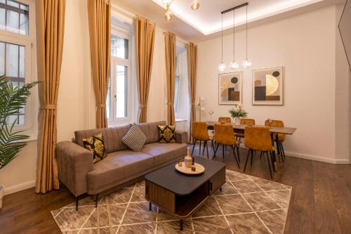 Exclusive Downtown Quentin Residence by Prestige Homes 1085 Budapest, 30 Üllői út kép - 3