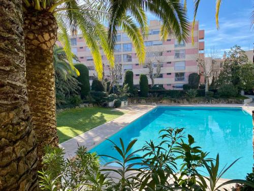 L'oasis de Vallauris, piscine, parking privé