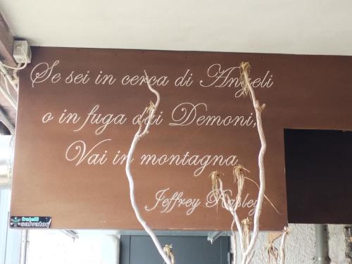 Φωτογραφία από το άλμπουμ του Livata House da Ines σε Livata