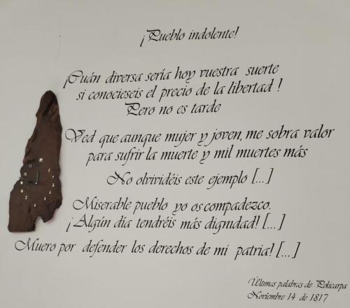 a handwritten letter with a shoe on it at Hostel La Casona 1859 in Guaduas