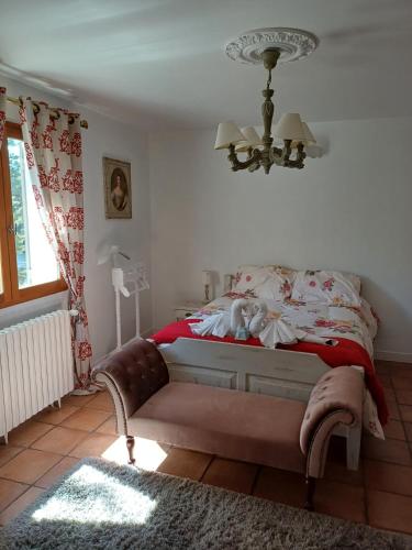 Chambre d'hôte suite Tournesol "Au fond du jardin"