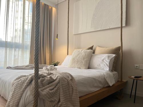 Athens Host - Urban Boho