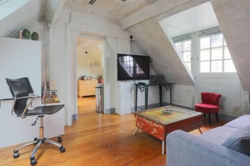 Cosy flat Saint-Michel - Seine