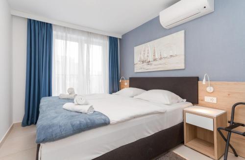 LUX SEAVIEW Suite