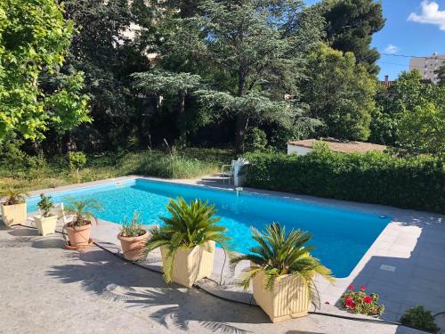 Maison de Charme Classée 3 étoiles - Calme, Jardin, Salle de Sport, Piscine