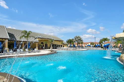 Trendy Retreat - Great Location - Fully Loaded photo 9