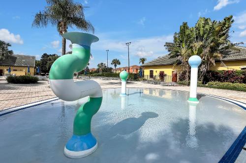 Trendy Retreat - Great Location - Fully Loaded photo 28