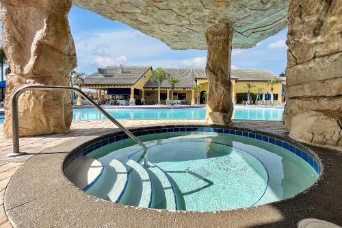 Trendy Retreat - Great Location - Fully Loaded photo 45