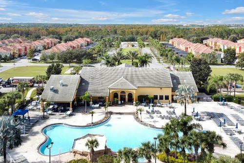 Trendy Retreat - Great Location - Fully Loaded photo 3