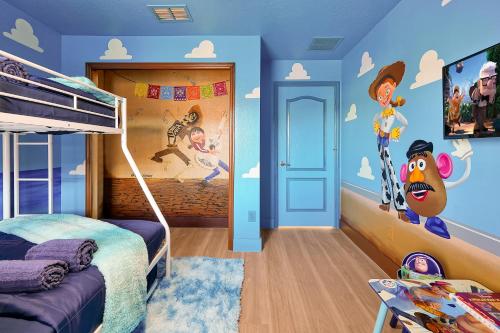 Trendy Retreat - Great Location - Fully Loaded photo 11