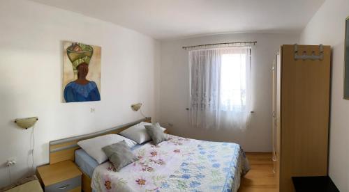 Apartments and rooms with parking space Rovinj - 23148