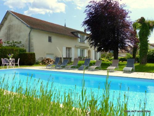 Grande maison contemporaine avec piscine privée, proche lac, randonnées et activités de loisirs - FR-1-489-134