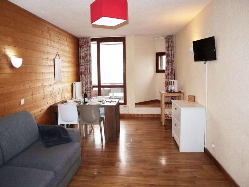 Studio cosy pour 4 personnes face aux pistes, balcon sud - FR-1-322-616