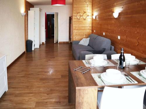 Studio cosy pour 4 personnes face aux pistes, balcon sud - FR-1-322-616