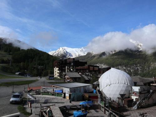 Studio cosy pour 4 personnes face aux pistes, balcon sud - FR-1-322-616