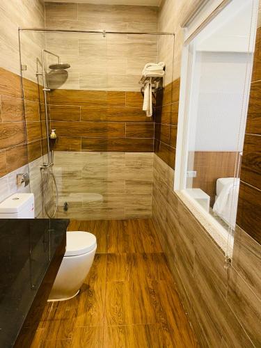 Un baño de Minh Chien Hotel