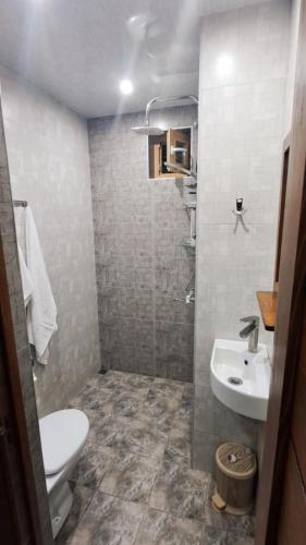Kamar mandi di Tun Getapi